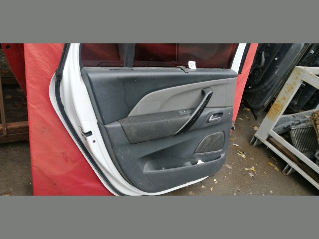 bontott CITROËN C4 PICASSO Bal hátsó Ablak Díszléc