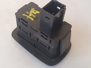 bontott CITROËN C4 PICASSO Bal hátsó Ablakemelő Kapcsoló