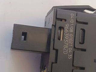 bontott CITROËN C4 PICASSO Bal hátsó Ablakemelő Kapcsoló