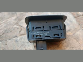 bontott CITROËN C4 PICASSO Bal hátsó Ablakemelő Kapcsoló