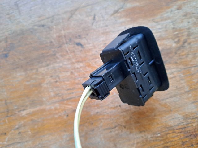 bontott CITROËN C4 PICASSO Bal hátsó Ablakemelő Kapcsoló