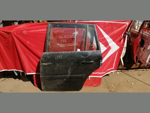 bontott CITROËN C4 PICASSO Bal hátsó Ajtó (Üres lemez)