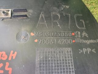 bontott CITROËN C4 PICASSO Bal hátsó Dobbetét (Kerékjárati, Műanyag)