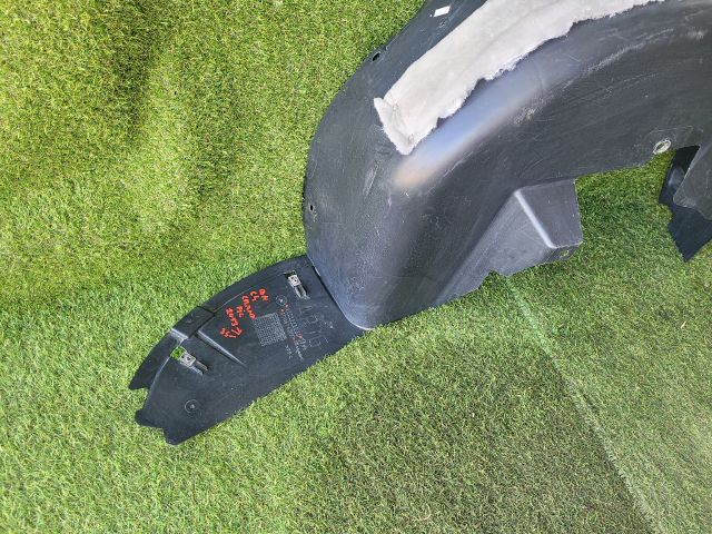 bontott CITROËN C4 PICASSO Bal hátsó Dobbetét (Kerékjárati, Műanyag)