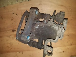 bontott CITROËN C4 PICASSO Bal hátsó Féknyereg Munkahengerrel