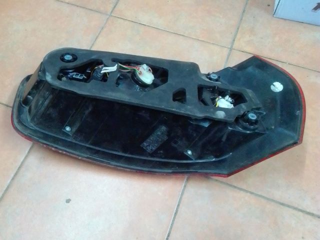 bontott CITROËN C4 PICASSO Bal Hátsó Lámpa