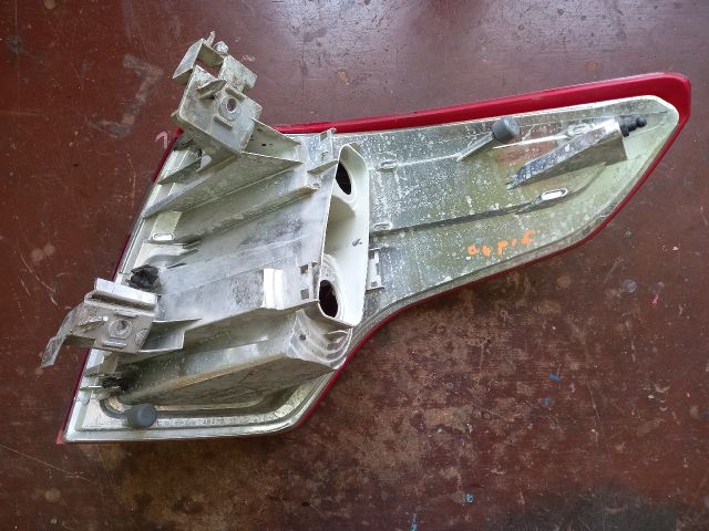 bontott CITROËN C4 PICASSO Bal Hátsó Lámpa