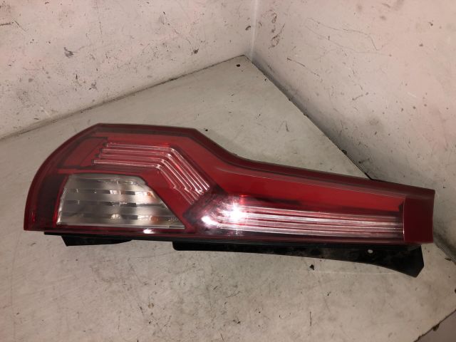 bontott CITROËN C4 PICASSO Bal Hátsó Lámpa