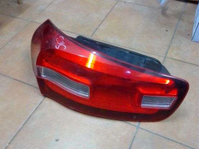 bontott CITROËN C4 PICASSO Bal Hátsó Lámpa