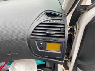 bontott CITROËN C4 PICASSO Bal Hátsó Lámpa