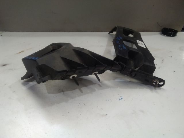 bontott CITROËN C4 PICASSO Bal hátsó Lökhárító Tartó (Műanyag)