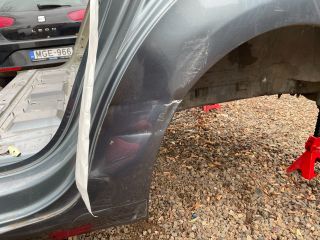 bontott CITROËN C4 PICASSO Bal hátsó Negyed Karosszéria Csomag