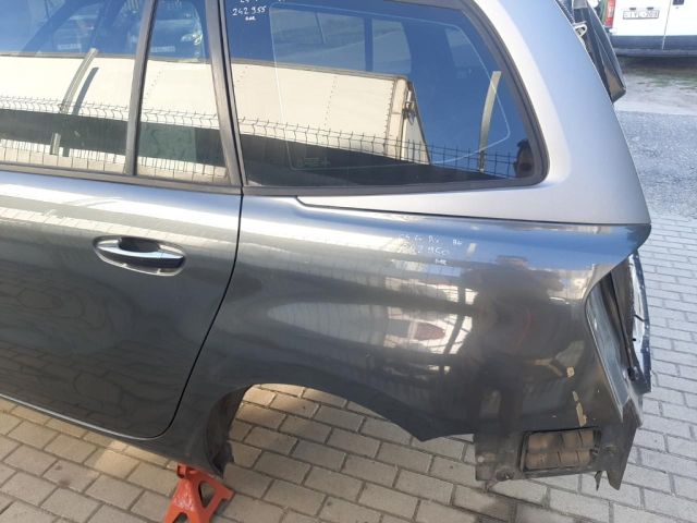 bontott CITROËN C4 PICASSO Bal hátsó Negyed Karosszéria Csomag