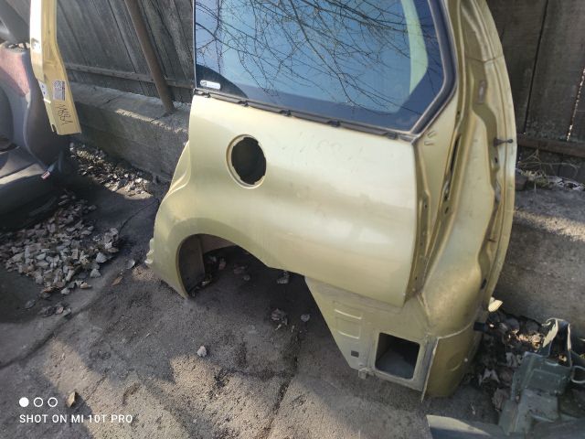 bontott CITROËN C4 PICASSO Bal hátsó Sárvédő