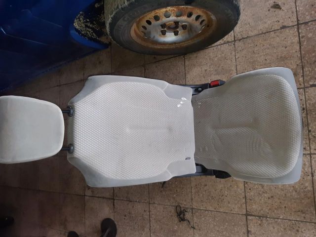 bontott CITROËN C4 PICASSO Bal hátsó Ülés