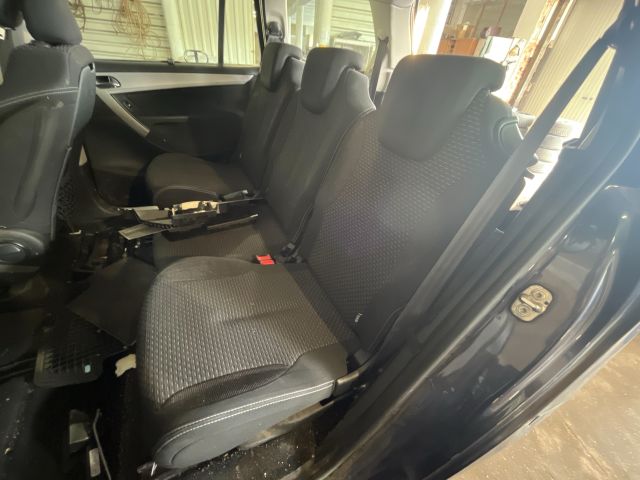 bontott CITROËN C4 PICASSO Bal hátsó Ülés