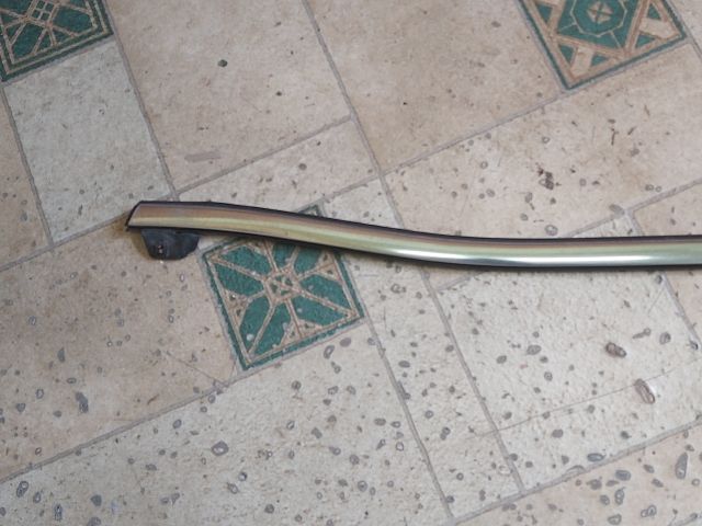 bontott CITROËN C4 PICASSO Bal hátsó Vízlehúzó Gumicsík