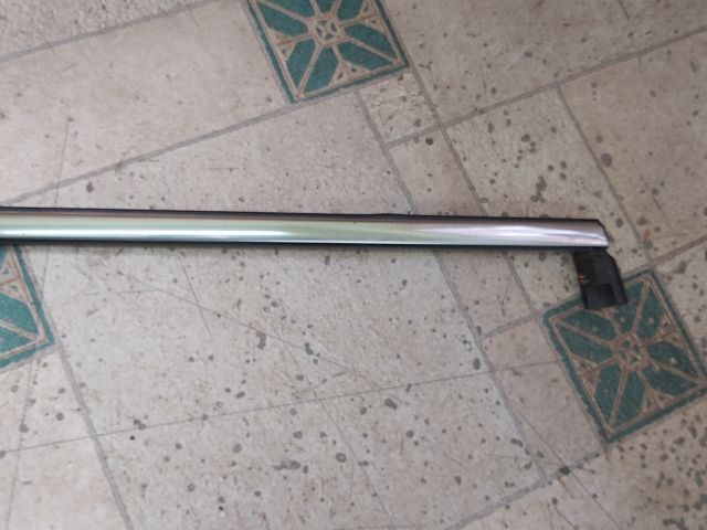 bontott CITROËN C4 PICASSO Bal hátsó Vízlehúzó Gumicsík