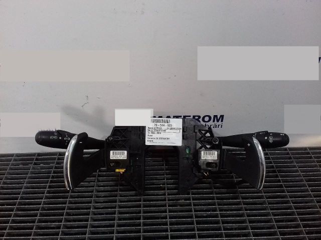 bontott CITROËN C4 PICASSO Bal Kormánykapcsoló Irányjelző