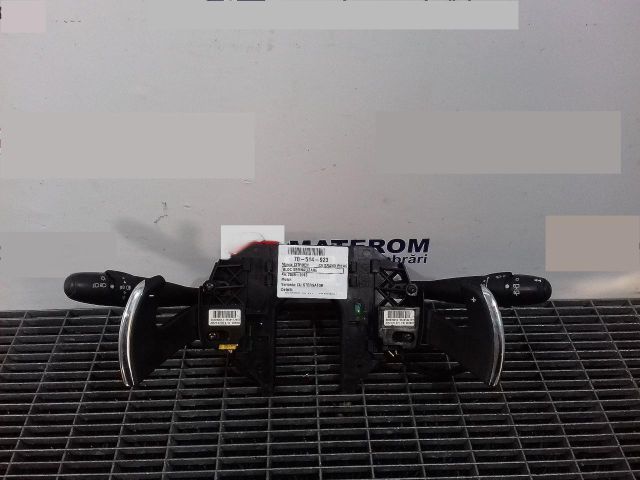 bontott CITROËN C4 PICASSO Bal Kormánykapcsoló Irányjelző