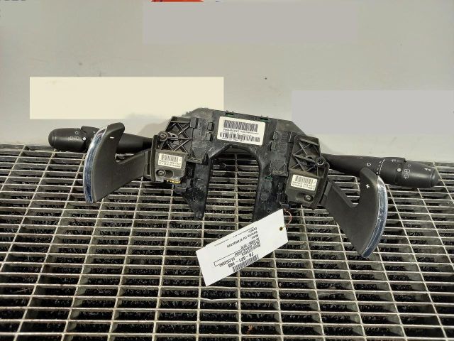 bontott CITROËN C4 PICASSO Bal Kormánykapcsoló Irányjelző