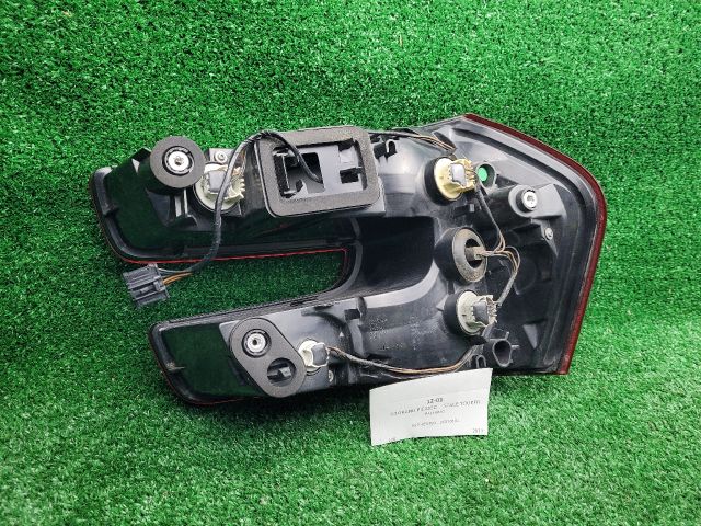 bontott CITROËN C4 PICASSO Bal Külső Hátsó Lámpa