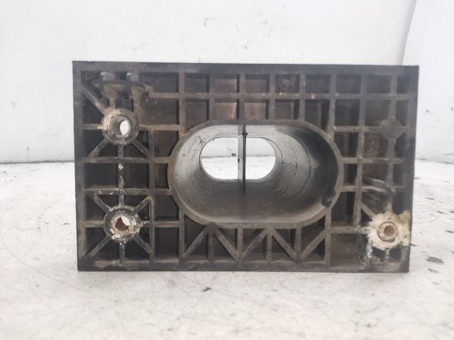 bontott CITROËN C4 PICASSO Bal Lökhárító Tartó Nyúlványvég