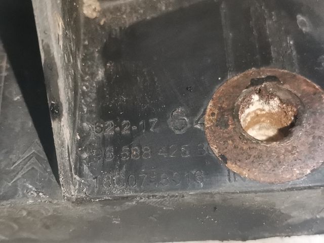 bontott CITROËN C4 PICASSO Bal Lökhárító Tartó Nyúlványvég