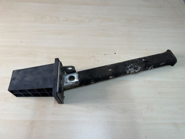 bontott CITROËN C4 PICASSO Bal Lökhárító Tartó Nyúlványvég