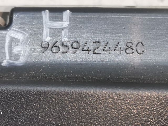 bontott CITROËN C4 PICASSO Bal Napellenző