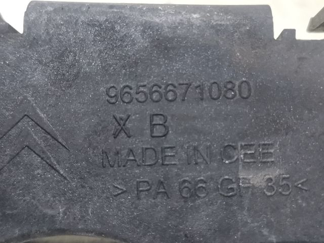 bontott CITROËN C4 PICASSO Bal Sárvédő Oldaltartó