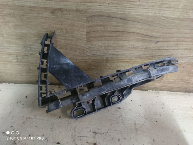 bontott CITROËN C4 PICASSO Bal Sárvédő Oldaltartó