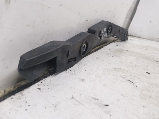 bontott CITROËN C4 PICASSO Bal Sárvédő Oldaltartó