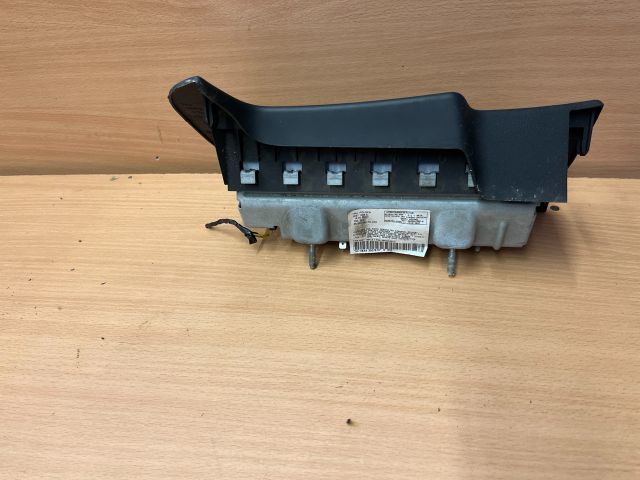 bontott CITROËN C4 PICASSO Bal Térdlégzsák