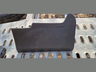 bontott CITROËN C4 PICASSO Bal Térdlégzsák