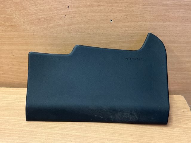 bontott CITROËN C4 PICASSO Bal Térdlégzsák