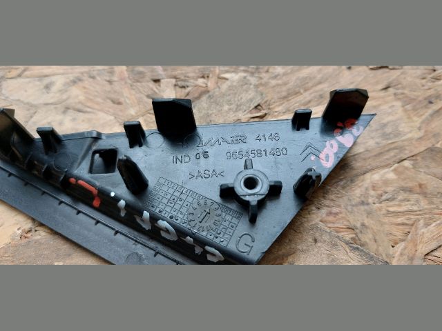 bontott CITROËN C4 PICASSO Bal Visszapillantó Tükör Előtti Burkolat