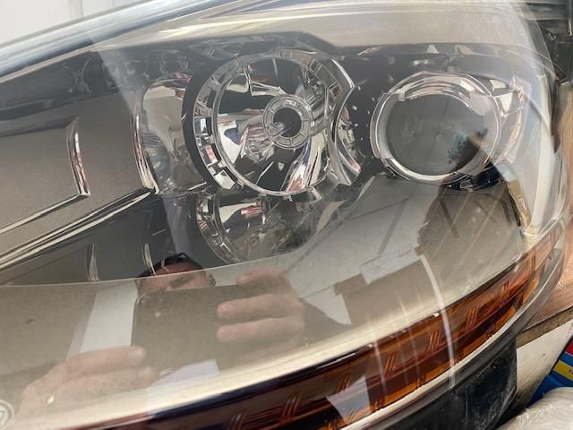 bontott CITROËN C4 PICASSO Bal Xenon Fényszóró