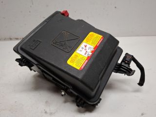 bontott CITROËN C4 PICASSO Biztosítéktábla Doboz