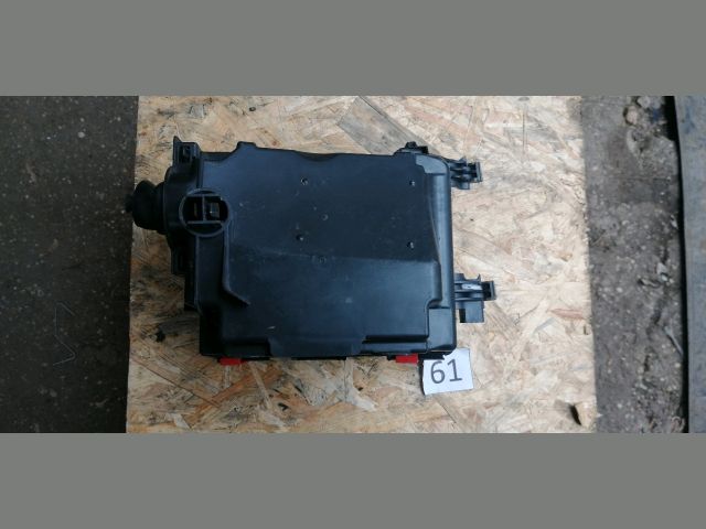 bontott CITROËN C4 PICASSO Biztosítéktábla Doboz