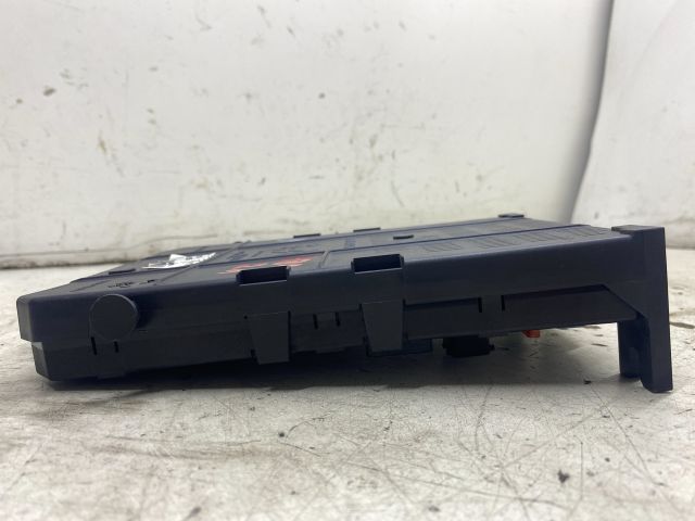 bontott CITROËN C4 PICASSO Biztosítéktábla Utastér