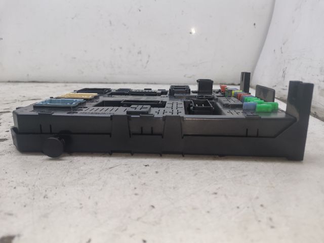 bontott CITROËN C4 PICASSO Biztosítéktábla Utastér