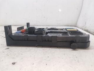 bontott CITROËN C4 PICASSO Biztosítéktábla Utastér