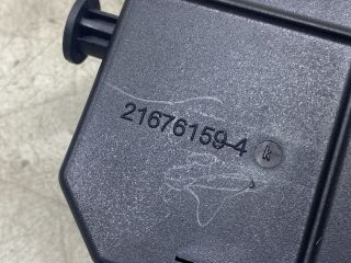 bontott CITROËN C4 PICASSO Biztosítéktábla Utastér