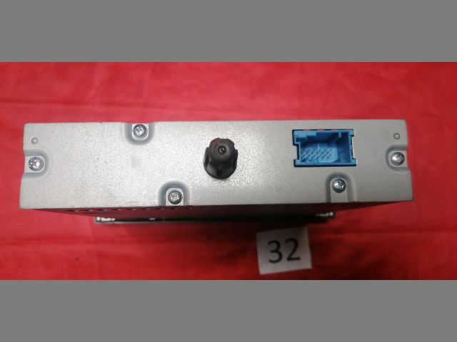 bontott CITROËN C4 PICASSO CD / DVD Tár