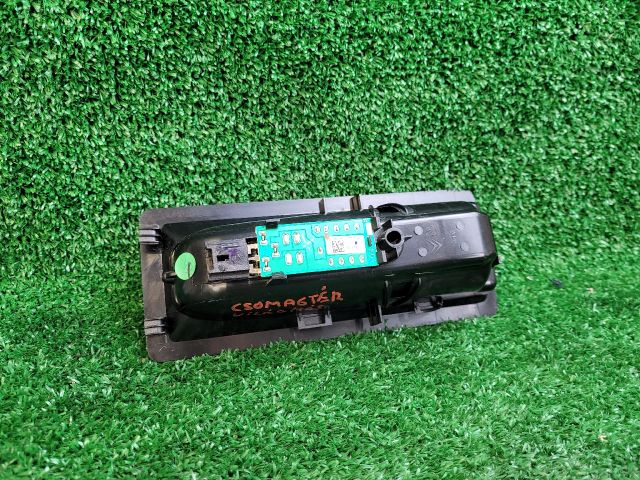 bontott CITROËN C4 PICASSO Csomagtér Világítás