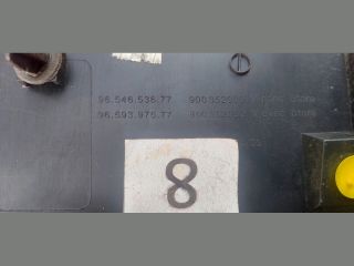 bontott CITROËN C4 PICASSO Csomagtérajtó Burkolat Felső