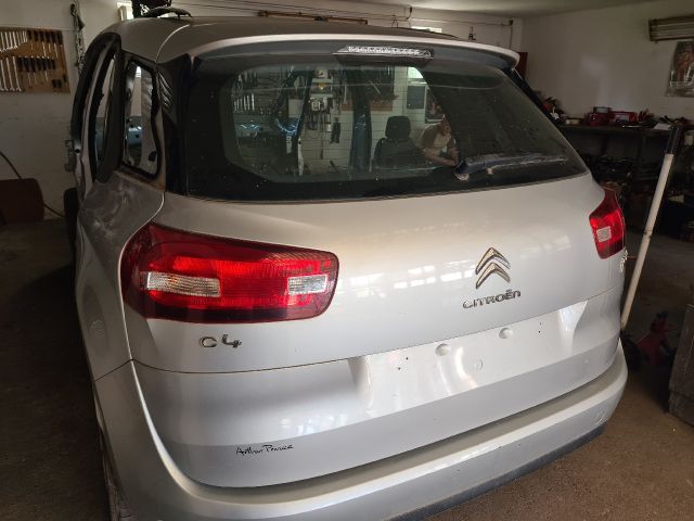 bontott CITROËN C4 PICASSO Csomagtérajtó (Részeivel)