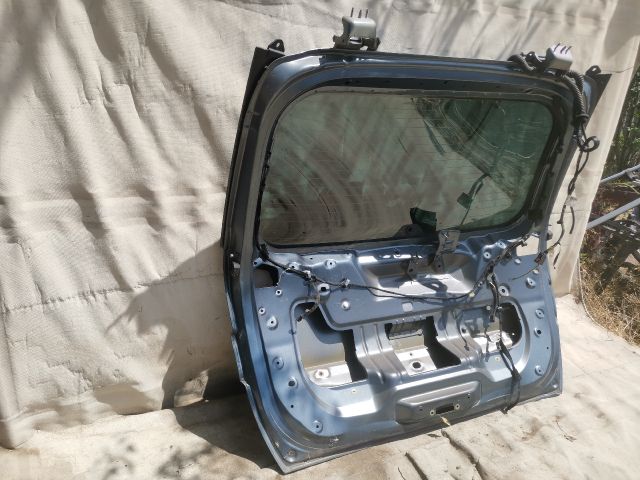 bontott CITROËN C4 PICASSO Csomagtérajtó (Üres lemez)