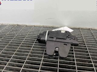 bontott CITROËN C4 PICASSO Csomagtérajtó Ütköző